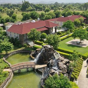 Astroport Sariska "Treetop" By Eight Continents Hotell Tehla Exterior photo