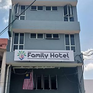 Family Hotel Kuala Kubu Bharu Exterior photo