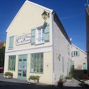 Auberge De L'Omois Hotell Baulne-en-Brie Exterior photo