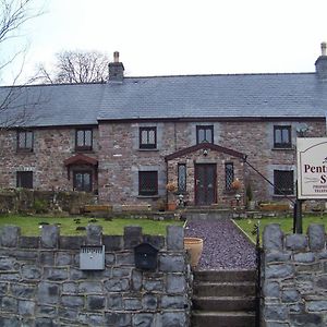 Pentre Riding Stables Hotell Abercraf Exterior photo