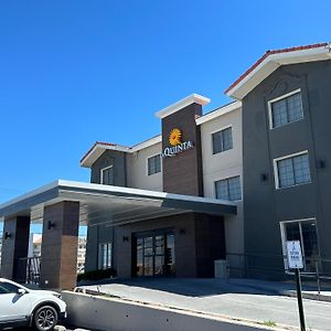 La Quinta Inn By Wyndham Albuquerque Airport Exterior photo