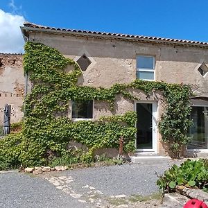 Maison Irondas Hotell Saint-Pierre-d'Aurillac Exterior photo