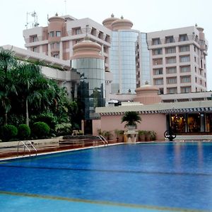 Hotel Swosti Premium Bhubaneswar Exterior photo