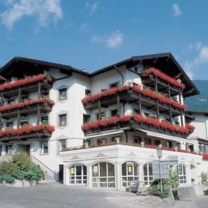 Gasthof Pitztaler Hof Hotell Wenns Exterior photo