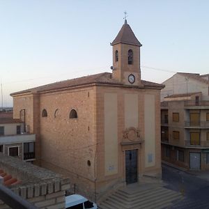 Hostal Central Hotell Fuente-Álamo Exterior photo