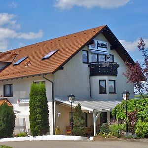 Gaestehaus Schweizerhof Hotell Böbingen an der Rems Exterior photo