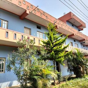 Spot On Hnp Boarding And Lodging Hotell Hunsur Exterior photo
