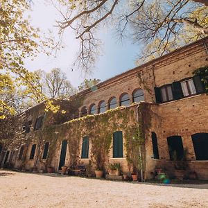 The Baron'S Estate Hotell Torre de' Passeri Exterior photo