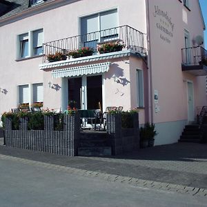 Gastehaus Alexanderhof Hotell Leiwen Exterior photo