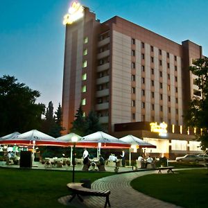 Druzhba Hotel Kryvyj Rih Exterior photo