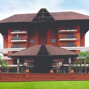 Rns One Hotell Subrahmanya Exterior photo