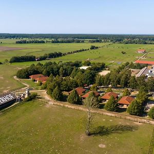 Bernsteinland Hirschburg Hotell Ribnitz-Damgarten Exterior photo