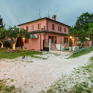 Casa Di Marco E Kaila Hotell Tavullia Exterior photo