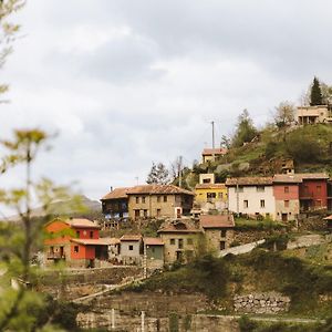 La Faya - La Vallicuerra Alojamientos Rurales Mieres  Exterior photo