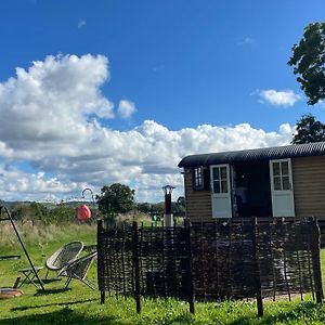 Toadland Shepherd Huts Lägenhet Durham Exterior photo