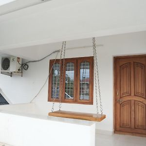 Geetha Ravi Nilayam Lägenhet Palakkad Exterior photo