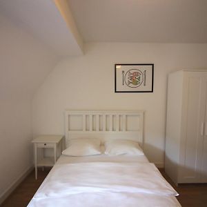 Rent A Home Eptingerstrasse - Self Check-In Basel Room photo