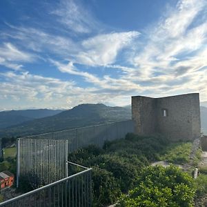 Casa Vacanza Torre Della Spiga Lägenhet Chiaromonte Room photo