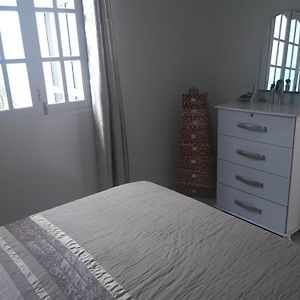 Maderalzinho Lägenhet Mindelo Room photo