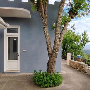 Gorgeous Home In Klis With Wifi Bobani Exterior photo