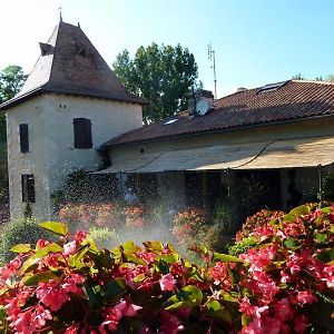 Moulin Rouhaud Hotell Montboyer Exterior photo