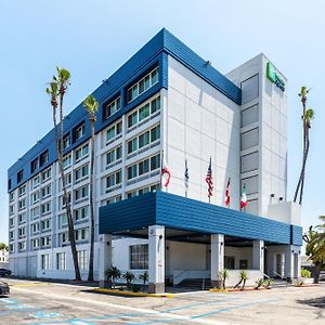 Holiday Inn Express Van Nuys, An Ihg Hotel Los Angeles Exterior photo