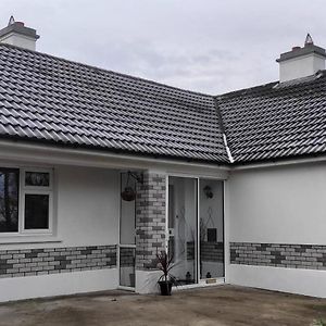 Retreat By The Feale Hotell Listowel Exterior photo