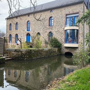 Le Moulin De Meral Lägenhet Montsûrs Exterior photo