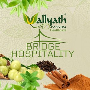 Vallyath Ayurveda By Brdge Hospitality Lägenhet Kochi Exterior photo