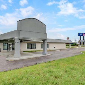 Maverick Inn Chickasha Exterior photo