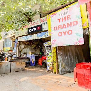Oyo Flagship The Grand Oyo Hotell Kanpur Exterior photo