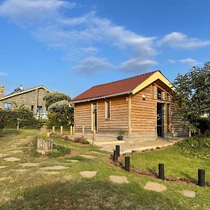 Cosy Wood Cabin For 2 In Naivasha! Elwai Visitor Centre Lägenhet Heni Village Exterior photo