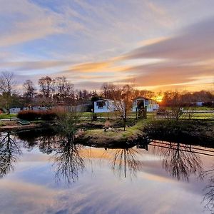 Deeside Holiday Park Hotell Maryculter Exterior photo