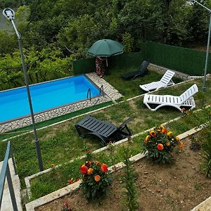 Nature House Hotell Kutaisi Exterior photo