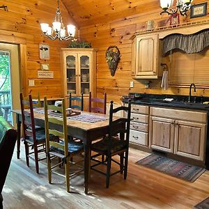 Glens Of Antrim Mountain Cabin Villa Waynesville Exterior photo