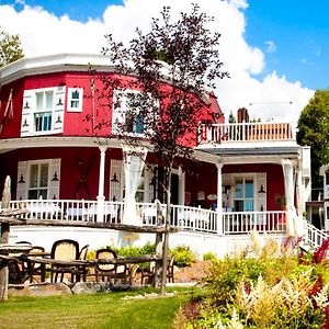 Auberge De La Tour Du Lac Hotell Sainte-Agathe-des-Monts Exterior photo