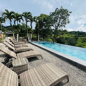 Chateau Arenal Hotel & Restaurante El Castillo Exterior photo