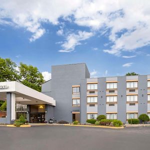 Best Western Danbury/Bethel Hotell Exterior photo