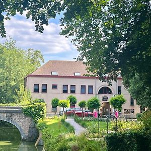 Haras Des Chartreux Hotell Estaimbourg Exterior photo