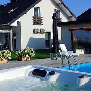 Apartamenty Wilga Z Basenem I Jacuzzi Exterior photo