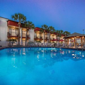 La Quinta By Wyndham Clearwater Central Hotell Exterior photo