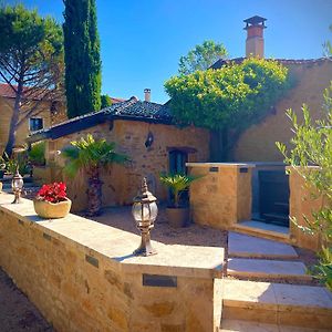 Le Clos Des Anges Bed and Breakfast Bagnols  Exterior photo