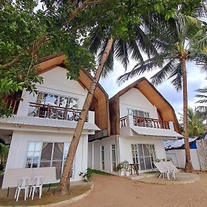 Brazaville Beach Resort Hinoba-an Exterior photo