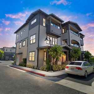 Townhouse Retreat With Outdoor Bliss Home Claremont Exterior photo