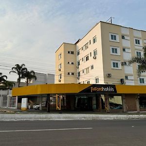 Slim Lages Hotell Exterior photo