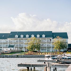 The Lake House On Canandaigua Hotell Exterior photo