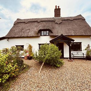 Picturesque Farm House In Rural Norfolk Villa Norwich Exterior photo