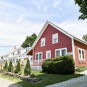 Craftsbury Farmhouse Hotell Exterior photo