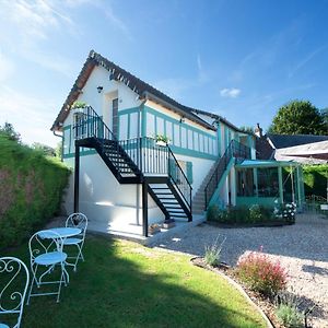 L'Echo Des Bois Bed and Breakfast Lyons-la-Forêt Exterior photo