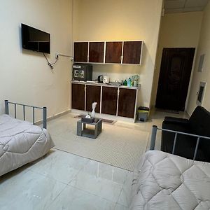 شقة سبعة و سبعين Sinadil Exterior photo